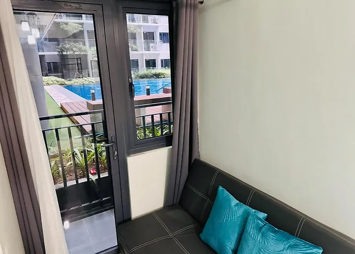 Shore 3 Residences Poolside 245 By Prime Moa *